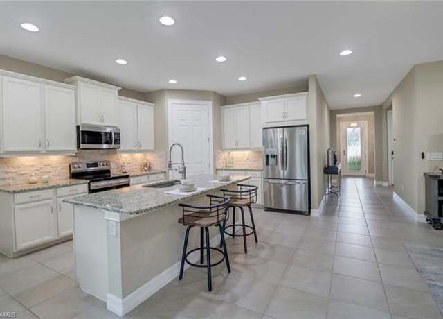 Property at 14594 Tropical Dr, Naples, FL 34114, 4 beds, 2 baths