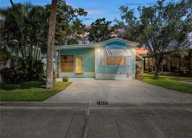 Property at 160 Cheetah Dr #160, Naples, FL 34114, 1 bed, 1.5 baths