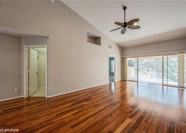 Property at 760 Wiggins Lake Dr #203, Naples, FL 34110, 2 beds, 2 baths