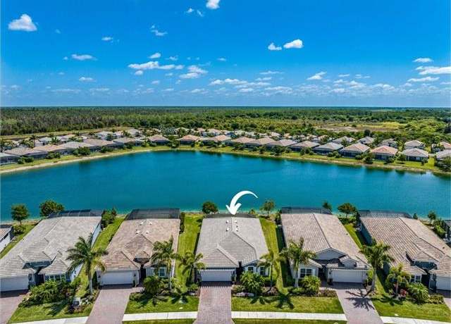 Property at 14517 Stern Way, Naples, FL 34114, 4 beds, 2 baths