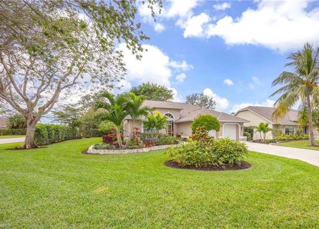 Property at 744 Belville Blvd, Naples, FL 34104, 3 beds, 2 baths