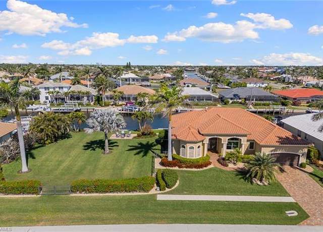 Property at 1544 Kingston Ct, Marco Island, FL 34145, 4 beds, 3 baths