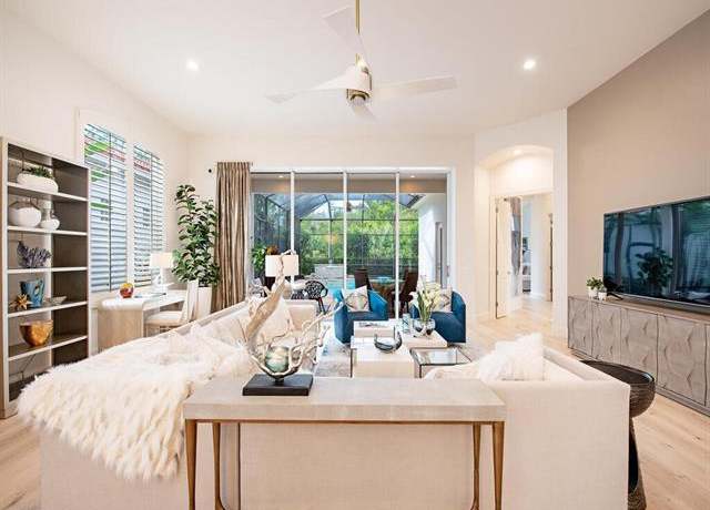 Property at 1264 Via Portofino, Naples, FL 34108, 3 beds, 3 baths