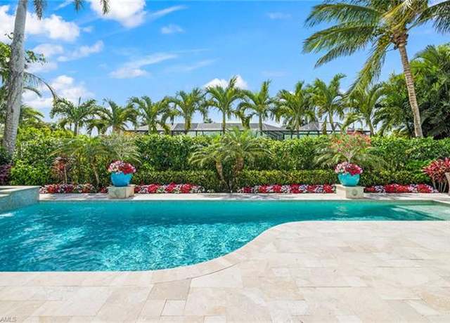 Property at 532 Pine Grove Ln, Naples, FL 34103, 3 beds, 4 baths