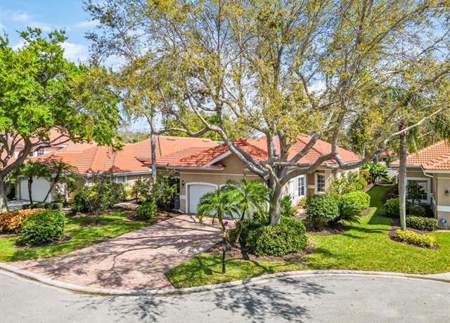 Property at 115 Napa Ridge Way, Naples, FL 34119, 3 beds, 2 baths