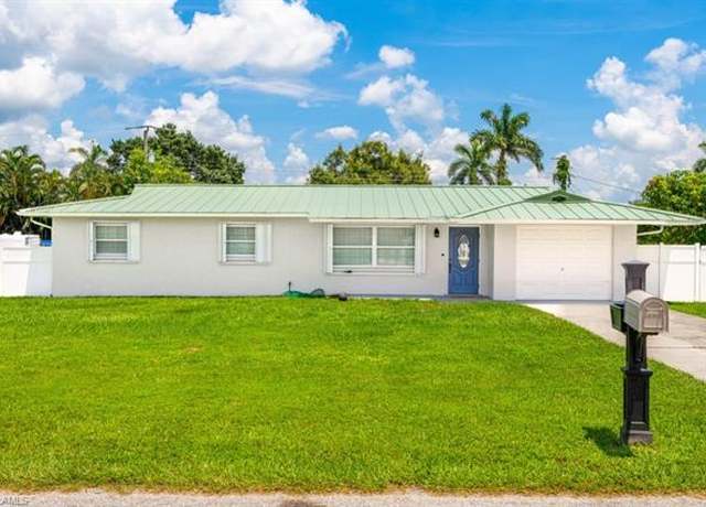 Property at 165 Charles St, Fort Myers, FL 33905, 3 beds, 2 baths