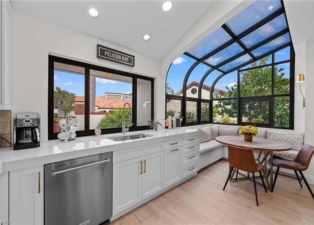Property at 585 Bay Villas Ln #88, Naples, FL 34108, 3 beds, 2 baths
