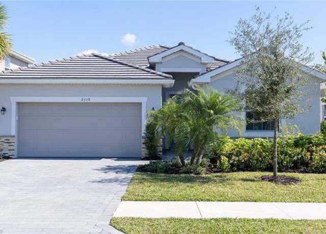 Property at 2110 Hamlin St, Naples, FL 34120, 4 beds, 3 baths
