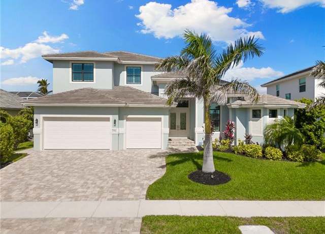 Property at 782 Saturn Ct, Marco Island, FL 34145, 4 beds, 3.5 baths