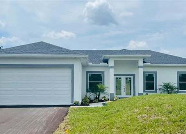Property at 1237 Cloplon St E, Lehigh Acres, FL 33974, 3 beds, 2 baths