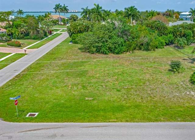 Property at 801 Scott Dr, Marco Island, FL 34145