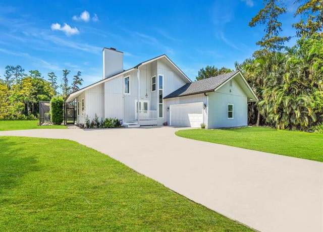 Property at 6260 Cypress Hollow Way, Naples, FL 34109, 3 beds, 3 baths