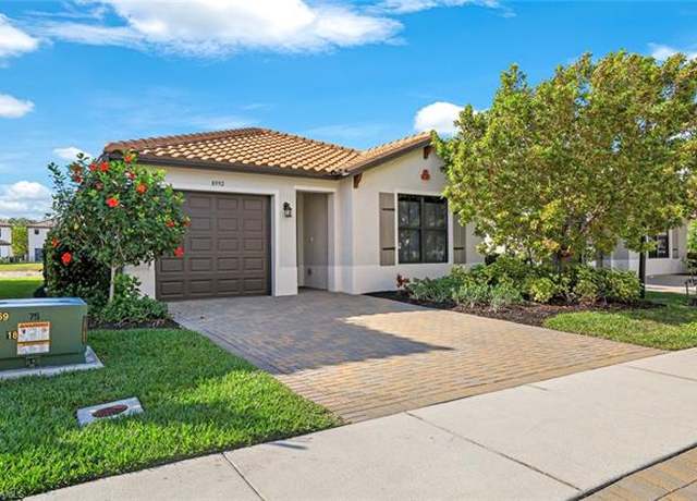 Property at 8992 Madrid Cir, Naples, FL 34104, 3 beds, 2 baths