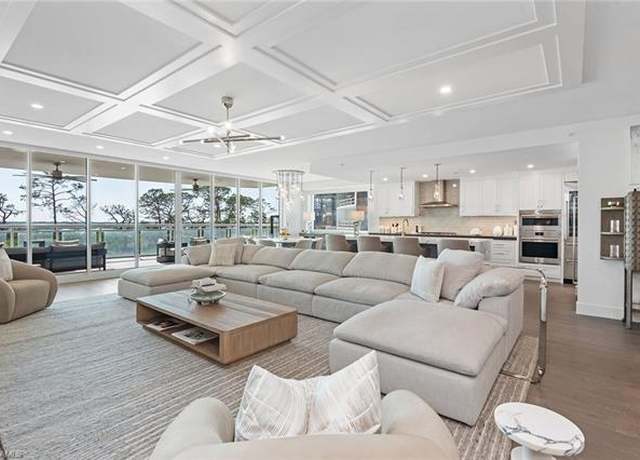 Property at 13945 Old Coast Rd #406, Naples, FL 34110, 4 beds, 4 baths
