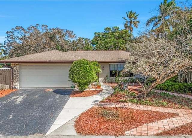 Property at 3348 Balboa Cir E, Naples, FL 34105, 3 beds, 2 baths