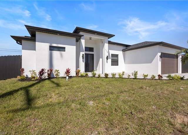 Property at 119 Kismet E, Cape Coral, FL 33909, 3 beds, 2 baths