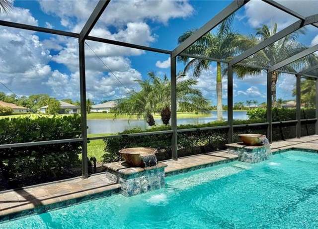Property at 2258 Somerset Pl, Naples, FL 34120, 4 beds, 3 baths