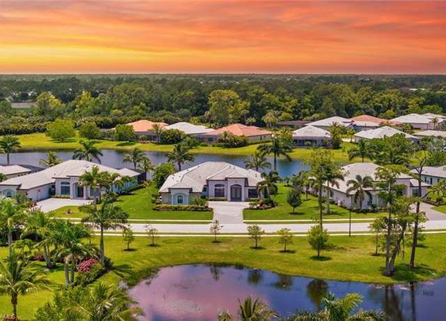 Property at 2258 Somerset Pl, Naples, FL 34120, 4 beds, 3 baths