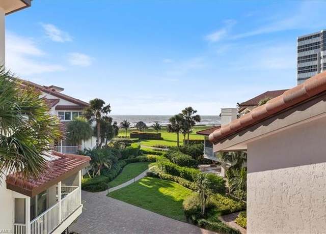 Property at 4719 Villa Mare Ln Unit 26-14, Naples, FL 34103, 3 beds, 4.5 baths