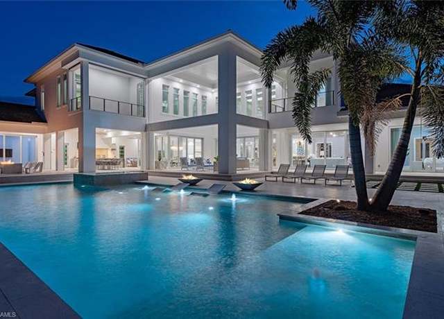 Property at 188 West St, Naples, FL 34108, 6 beds, 8.5 baths