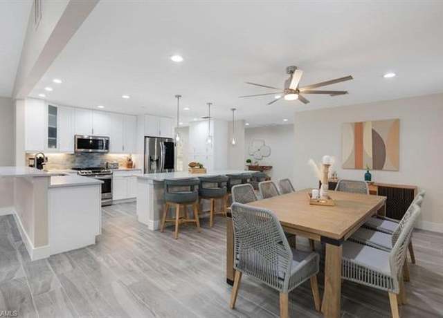 Property at 1100 Royal Palm Dr, Naples, FL 34103, 6 beds, 5 baths