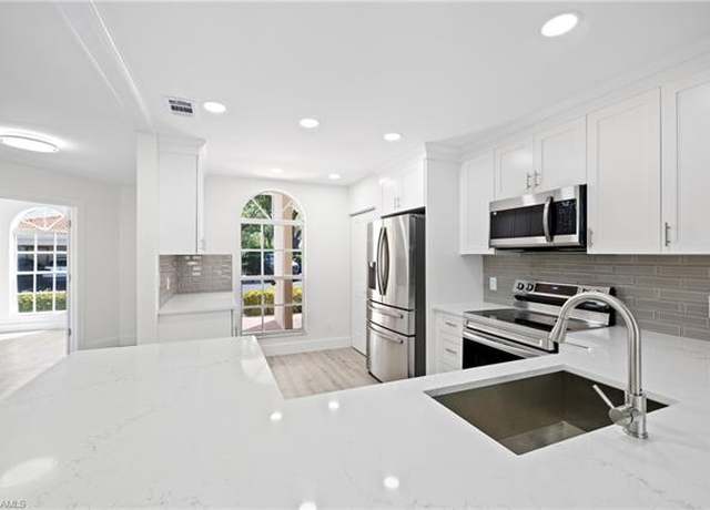Property at 505 Mardel Dr #106, Naples, FL 34104, 3 beds, 2 baths