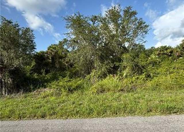 Property at 648 Jessie Ln, Lehigh Acres, FL 33972