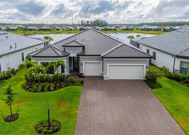 Property at 20122 Hartford Blvd, Estero, FL 33928, 3 beds, 3.5 baths