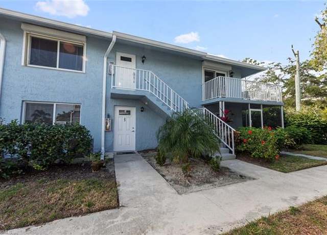 Property at 256 Palm Dr #6, Naples, FL 34112, 2 beds, 2 baths