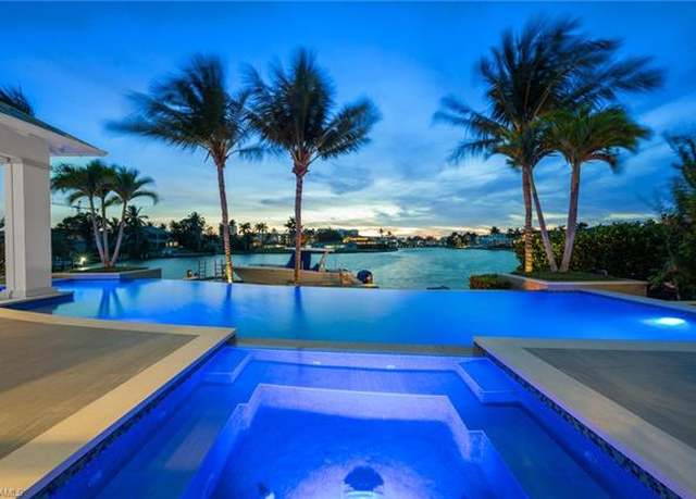 Property at 1779 Crayton Rd, Naples, FL 34102, 5 beds, 5 baths