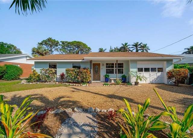 Property at 2484 10th St N, Naples, FL 34103, 3 beds, 2 baths