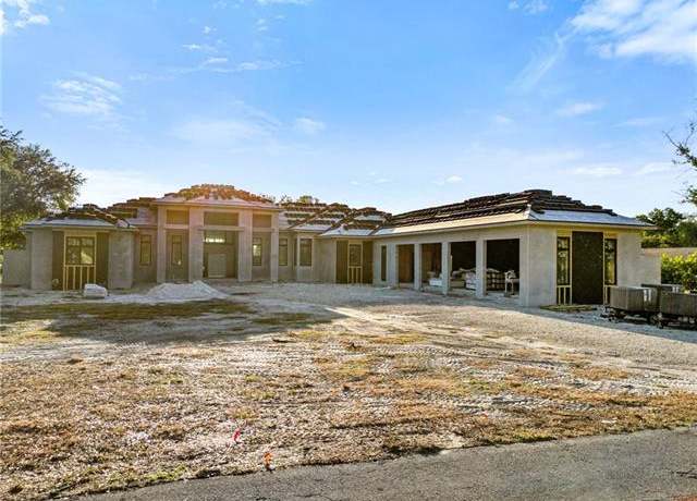 Property at 208 Hickory Rd, Naples, FL 34108, 5 beds, 6.5 baths