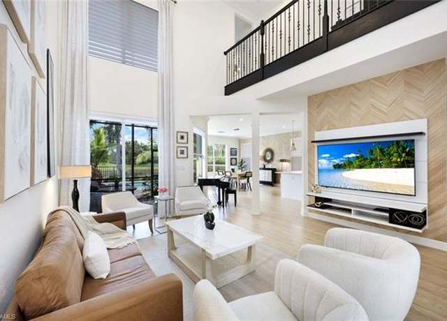 Property at 10327 Carolina Willow Dr, Fort Myers, FL 33913, 5 beds, 3 baths