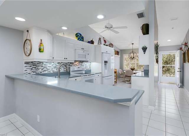 Property at 6640 Beach Resort Dr #4, Naples, FL 34114, 2 beds, 2 baths