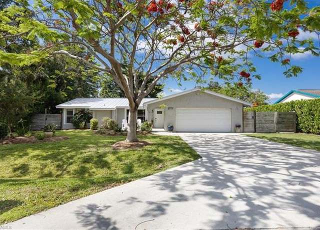 Property at 2777 Clipper Way, Naples, FL 34104, 3 beds, 2 baths
