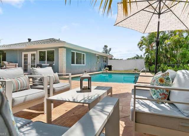 Property at 3565 Balboa Cir W, Naples, FL 34105, 4 beds, 2 baths