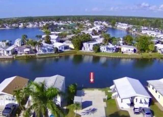 Property at 447 Cheetah Dr, Naples, FL 34114