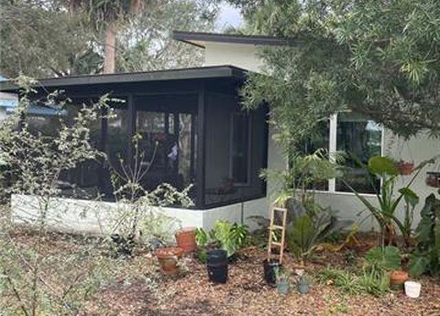 Property at 3032 Coco Ave, Naples, FL 34112, 2 beds, 1 bath