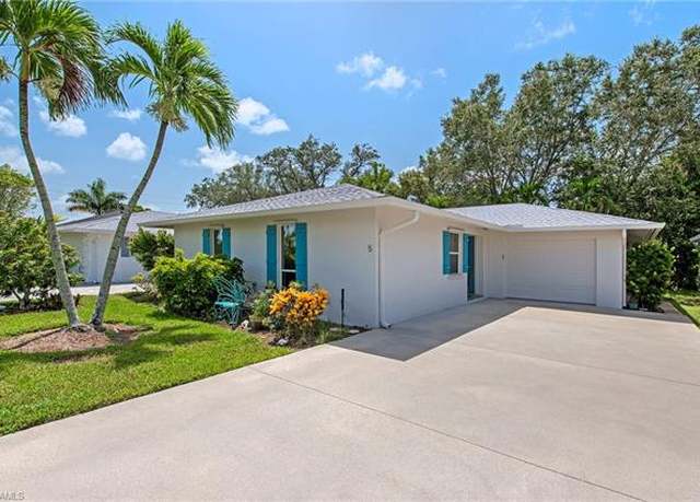 Property at 5 Rivard Rd #22, Naples, FL 34112, 2 beds, 2 baths