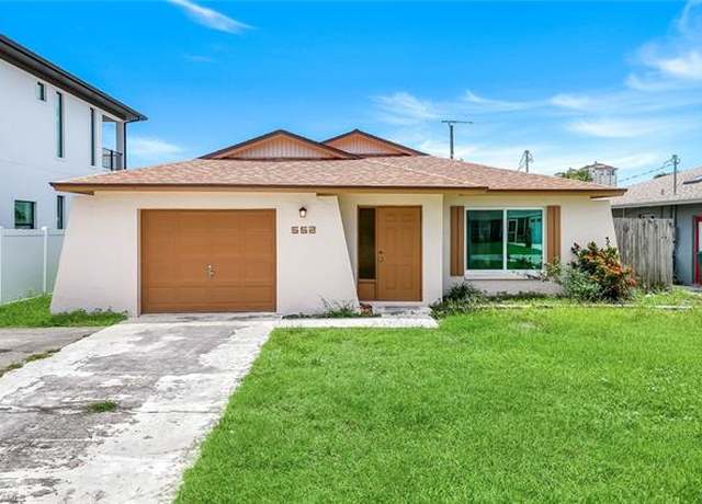 Property at 552 95th Ave N, Naples, FL 34108, 3 beds, 2 baths