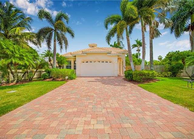 Property at 774 & 770 105th Ave N, Naples, FL 34108, 3 beds, 2.5 baths