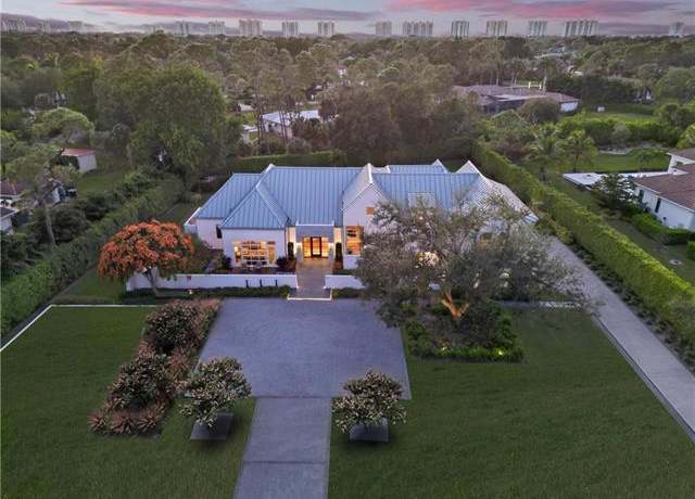 Property at 581 Myrtle Rd, Naples, FL 34108, 4 beds, 5.5 baths