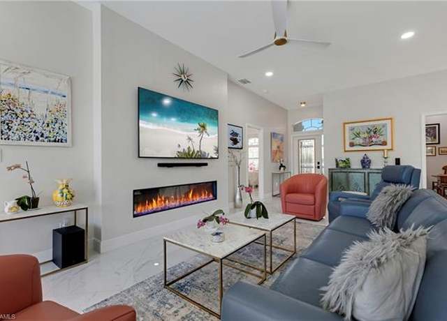Property at 26036 Clarkston Dr, Bonita Springs, FL 34135, 2 beds, 2 baths