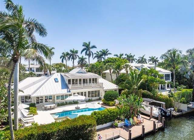 Property at 523 17th Ave S, Naples, FL 34102, 5 beds, 4 baths