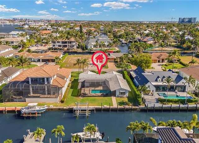 Property at 1400 Marlin Dr, Naples, FL 34102, 3 beds, 3 baths