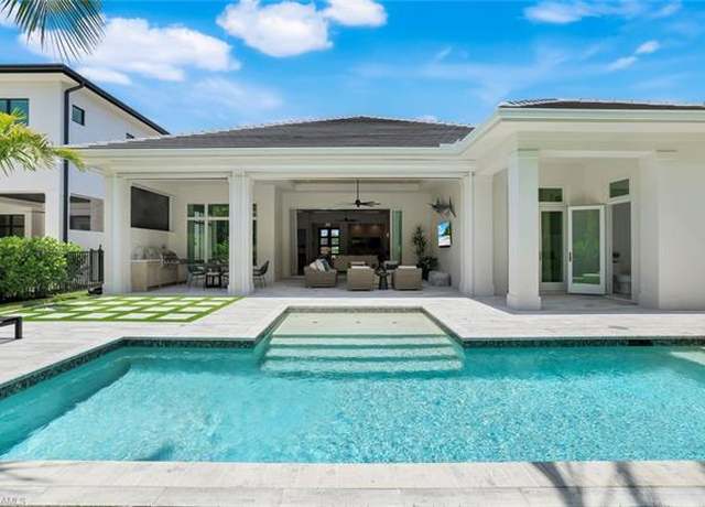 Property at 6630 Palisades Ave, Naples, FL 34109, 3 beds, 4 baths