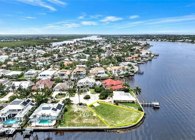 Property at 1303 Marlin Dr, Naples, FL 34102