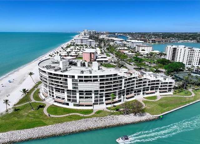 Property at 2389 Gulf Shore Blvd N #302, Naples, FL 34103, 2 beds, 2.5 baths