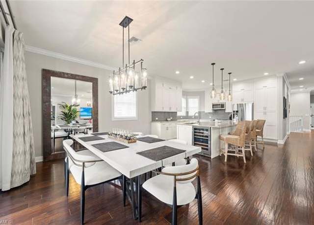 Property at 646 Vintage Reserve Cir Unit 4D, Naples, FL 34119, 3 beds, 3 baths