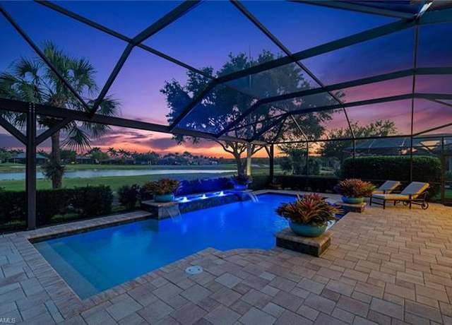 Property at 11950 Heather Woods Ct, Naples, FL 34120, 2 beds, 2.5 baths